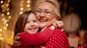 Let Your Heart Be Light! Top 5 Reasons Why the Holidays are the Best Time for Your Loved One to Move to Senior Living
