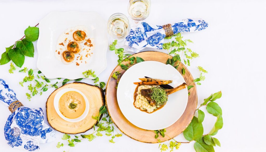 entree with side dishes